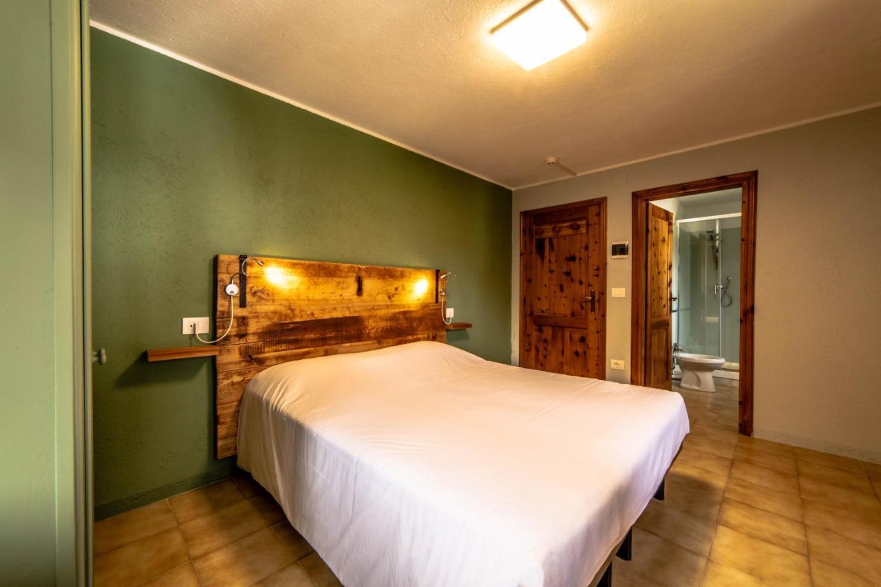 Hotel & Restaurant Perret - Mountain People Valgrisenche Exterior photo