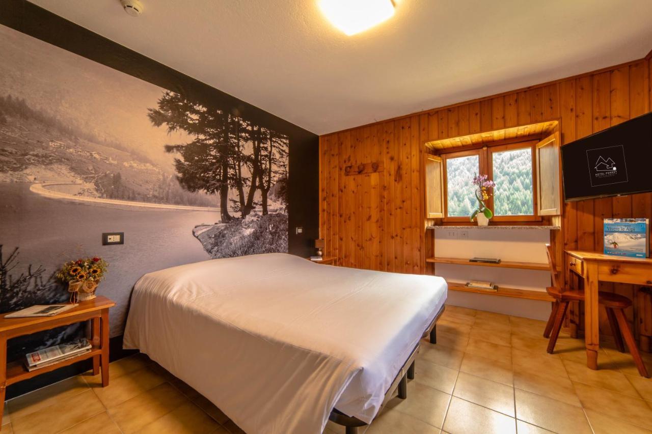 Hotel & Restaurant Perret - Mountain People Valgrisenche Exterior photo